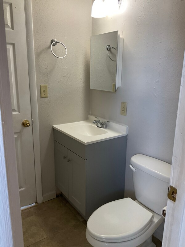 Building Photo - 4701 Flat Shoals Rd