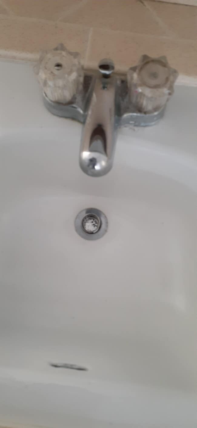 full bath and tub shower - 1514 Penmar Ave