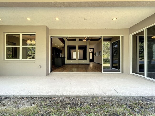 Building Photo - Gated, Lake Nona Luxury