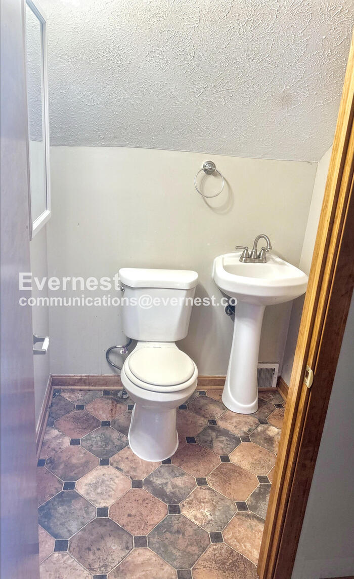 Building Photo - 4217 Stilmore Rd