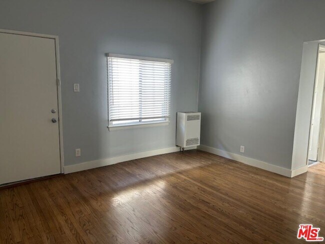 Building Photo - 11826 Venice Blvd.