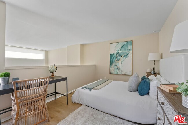 Building Photo - 2677 S Centinela Ave