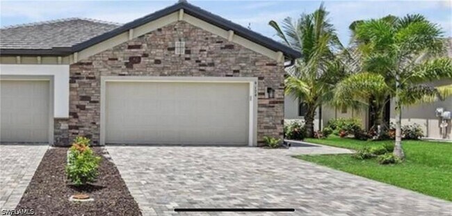 Building Photo - 9170 Woodhurst Dr