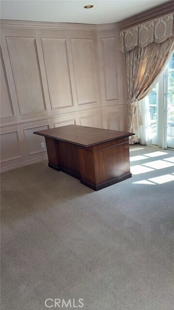 Building Photo - 11 E Rodell Pl