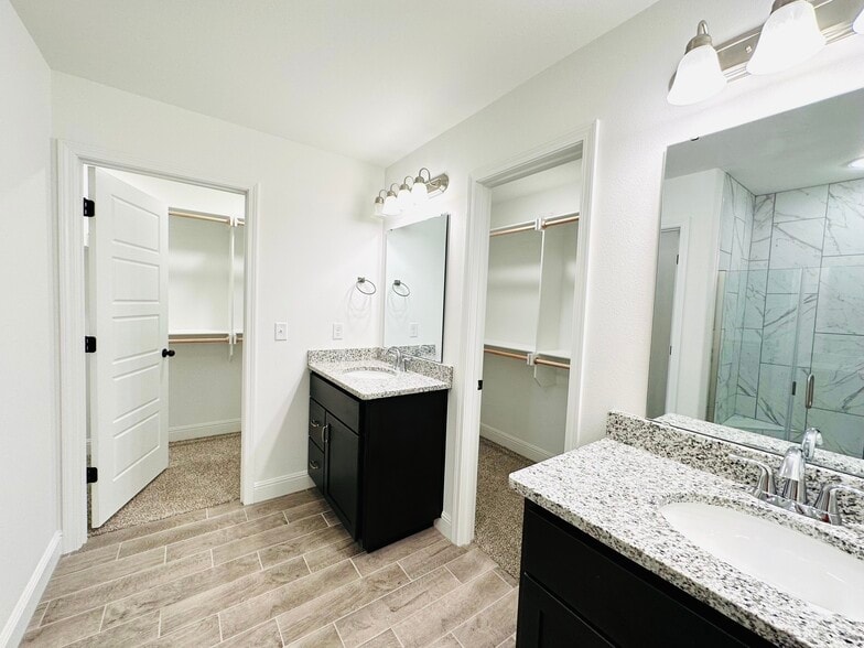 Building Photo - 2150 Tallgrass Ter