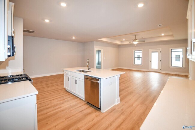 Building Photo - 12617 Whitcomb Cir