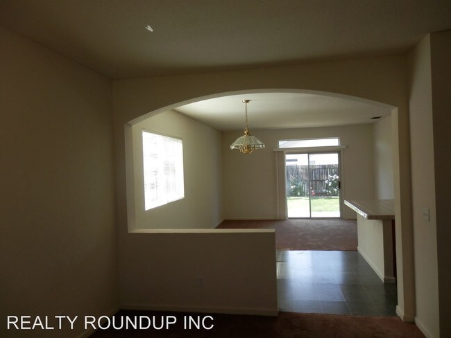 Building Photo - 3 br, 2 bath House - 9269 Spilsby Ct