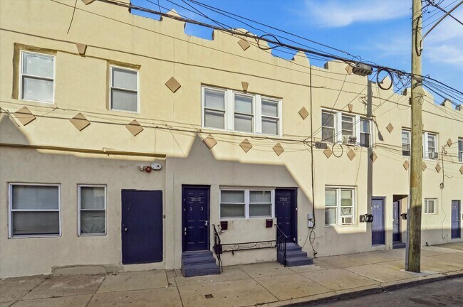 Building Photo - 2112 Orthodox St