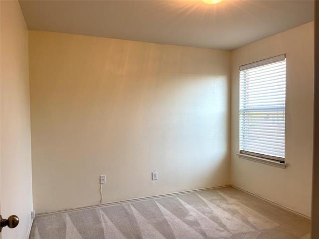 Building Photo - 230 Garden Valley Ln