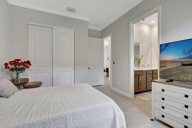 Building Photo - 870 Hookline Cir