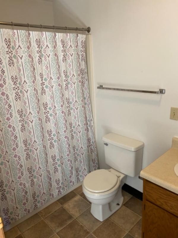 Building Photo - 108 Willow Creek Ln