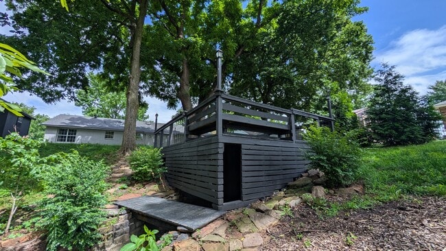Building Photo - 3065 N Quail Creek Dr