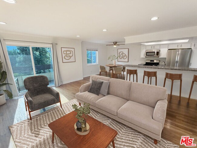 Primary Photo - 2700 Cahuenga Blvd