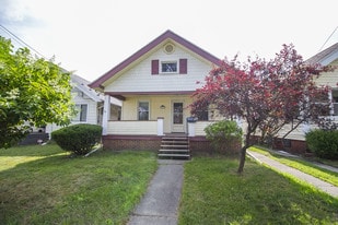 Building Photo - 923 National Ave