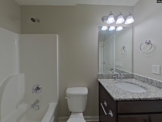 Building Photo - 333 Finch Ln