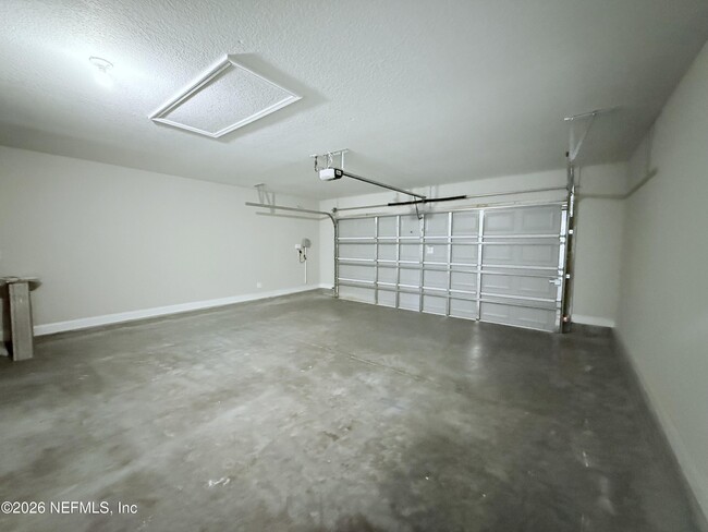 Building Photo - 23 Alagon Wy