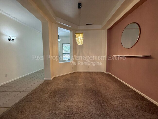 Building Photo - 281 W Flamingo Dr