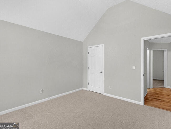 Building Photo - 230 Millstone Dr