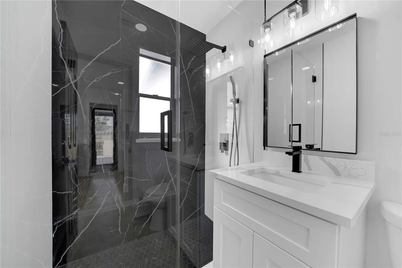 Building Photo - 3033 28th St N