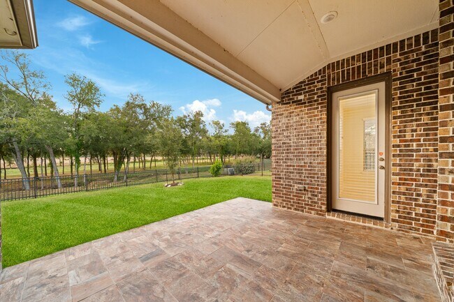 Building Photo - 32962 Franklin Brooks Dr
