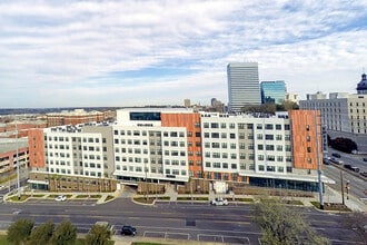 Building Photo - Empire Columbia Apartments