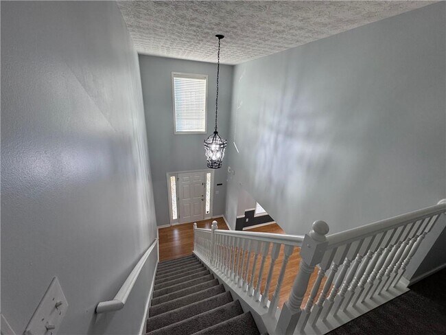 Building Photo - 2752 Saddle Horn Pl SW