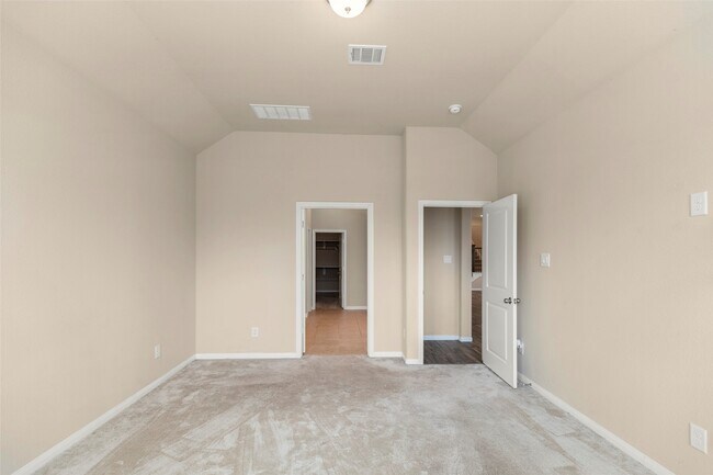 Building Photo - 15714 Highlands Cove Dr