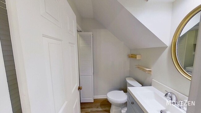 Building Photo - 1608 Township Cir