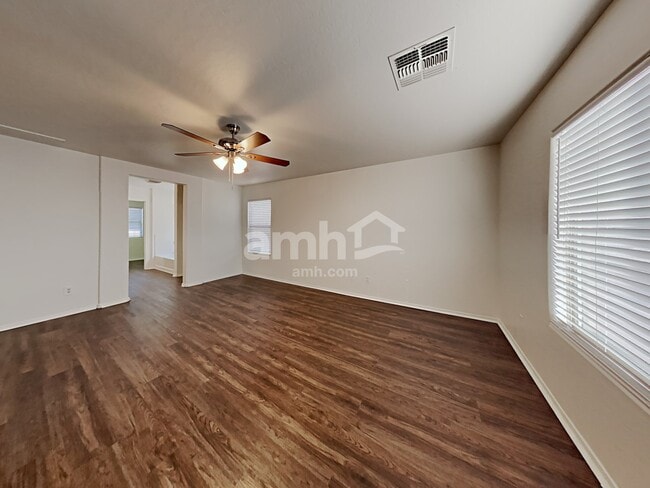 Building Photo - 6335 W Branham Ln