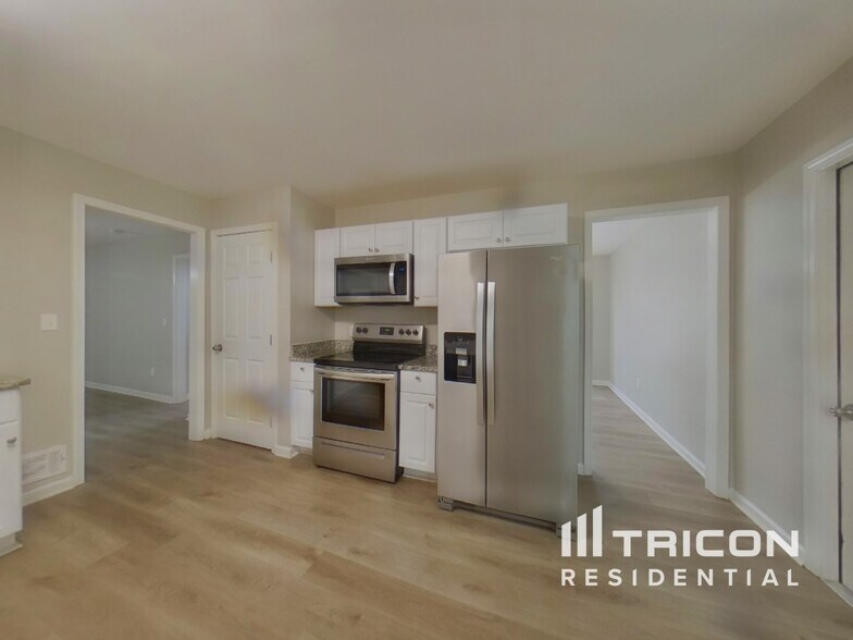 Building Photo - 3560 Erdly Ln