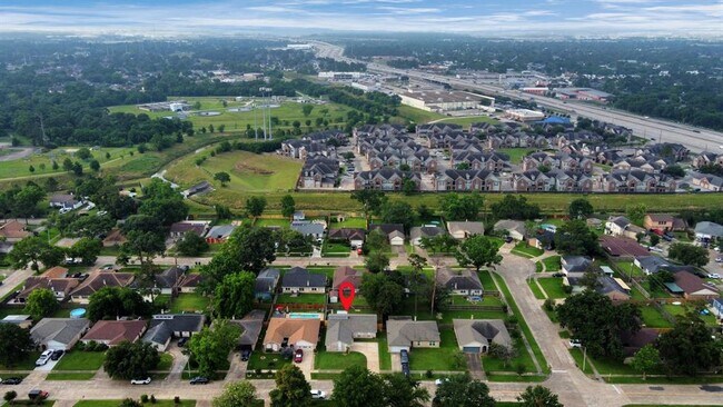 Building Photo - 14810 Scotter Dr