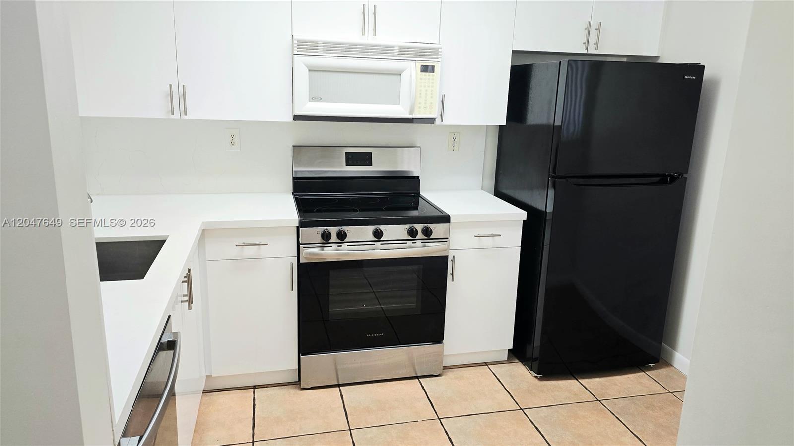 Building Photo - 15771 SW 137th Ave