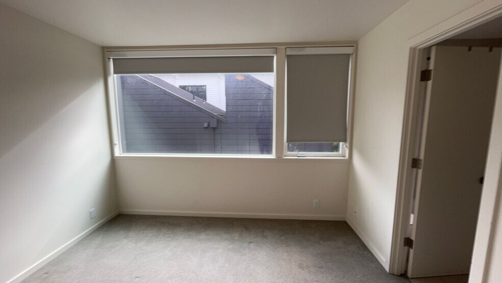 Building Photo - 47-47 D Ave