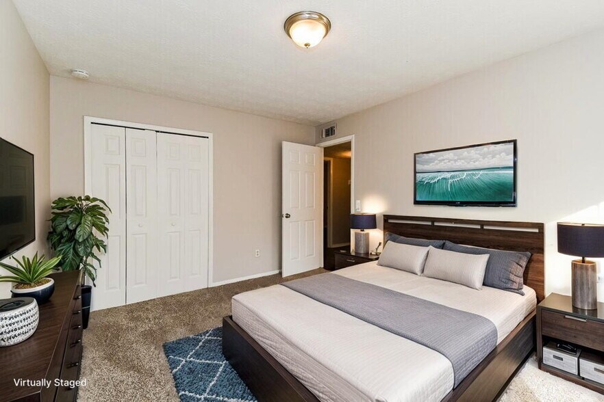 Building Photo - 7269 Sharbeth Dr S