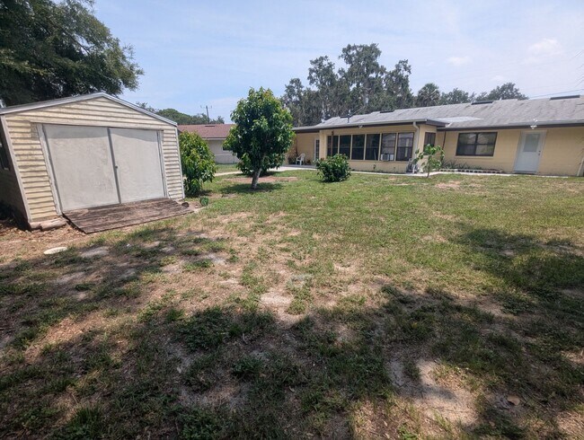 Building Photo - 1521 Normandy Way