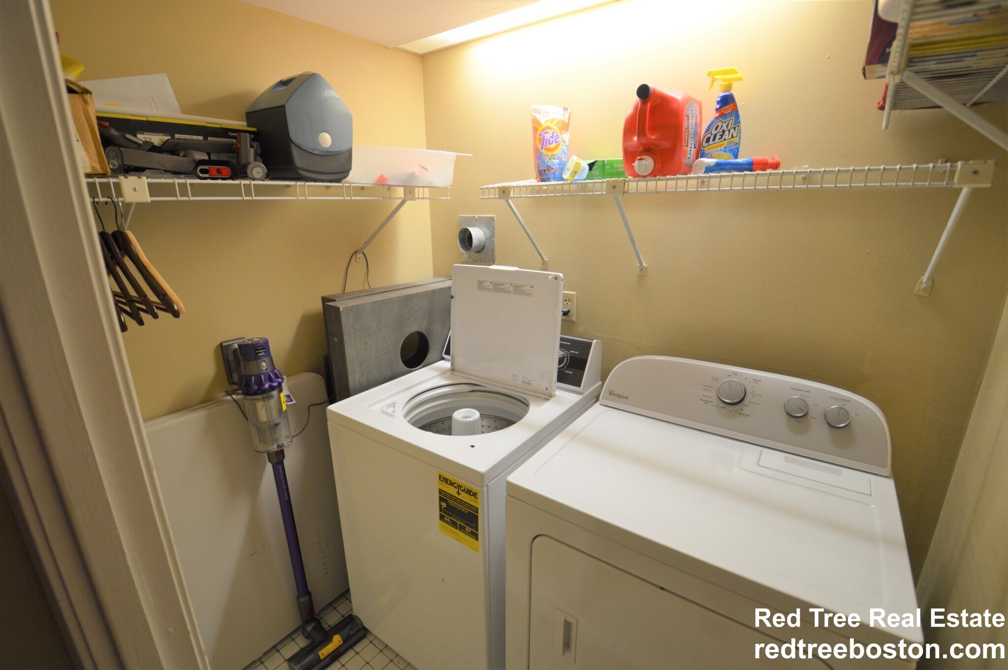 Building Photo - 75 Brainerd Rd