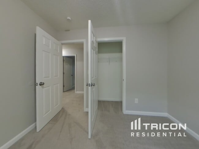 Building Photo - 230 Ashbury Ct