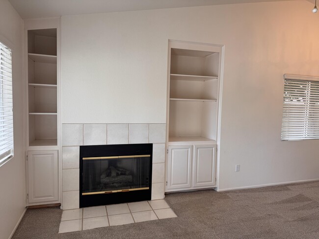 Building Photo - 44180 Camino Lavanda