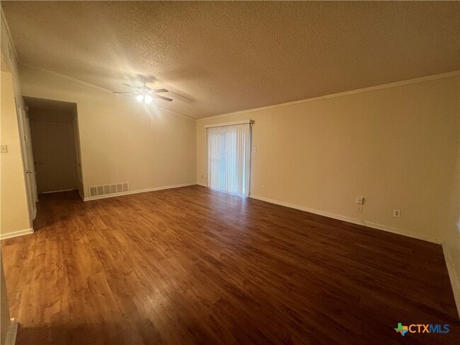 Building Photo - 1524 Shannon Cir