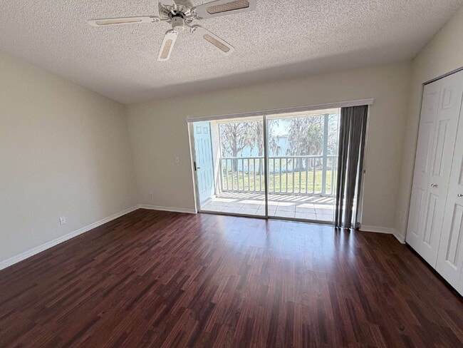 Building Photo - 2 Bedroom Lakeview Winter Haven Home Now Available for Rent!