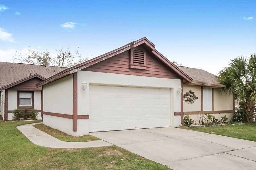 Primary Photo - 8611 Drayton Ct
