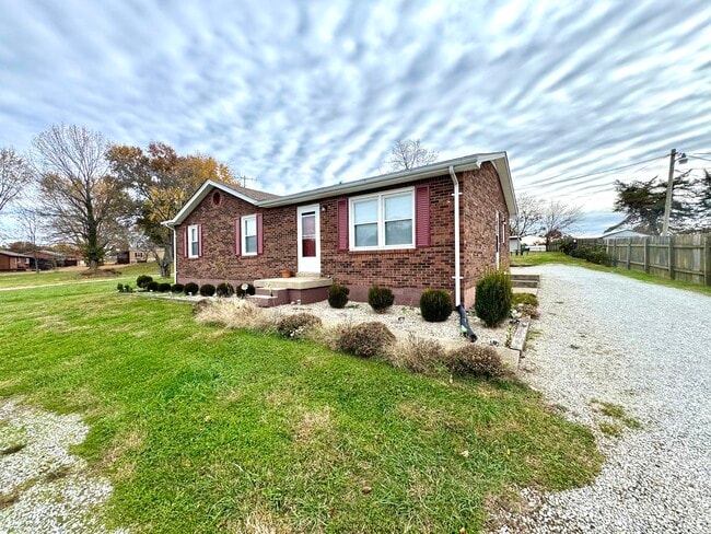 Primary Photo - 185 Stonehouse Rd