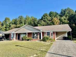 Building Photo - Sandcreek Drive #18 & 20
