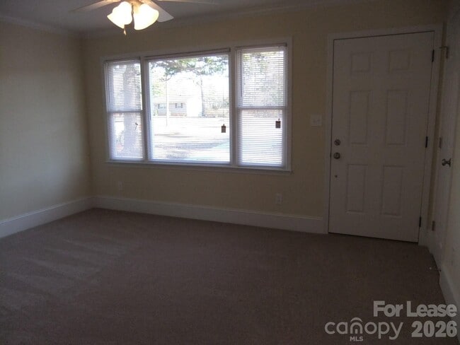 Building Photo - 1459 Legion Rd