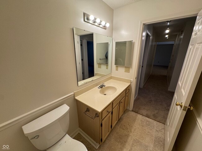 Building Photo - 5632 Rains Ln