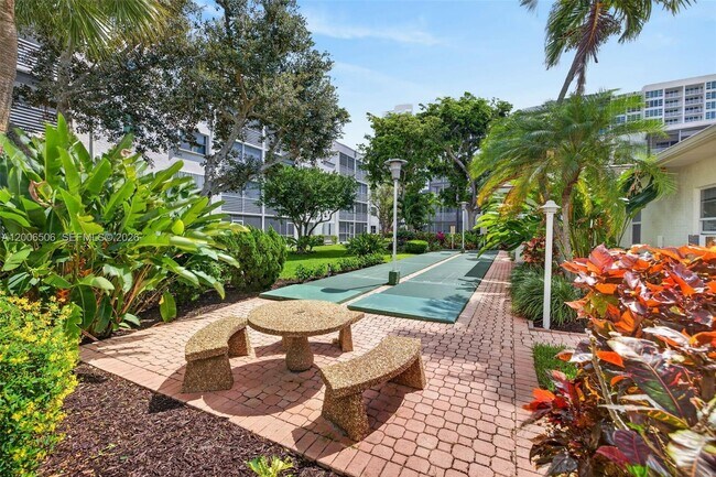 Building Photo - 1541 S Ocean Blvd