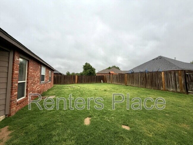 Building Photo - 12169 N 107th E Pl
