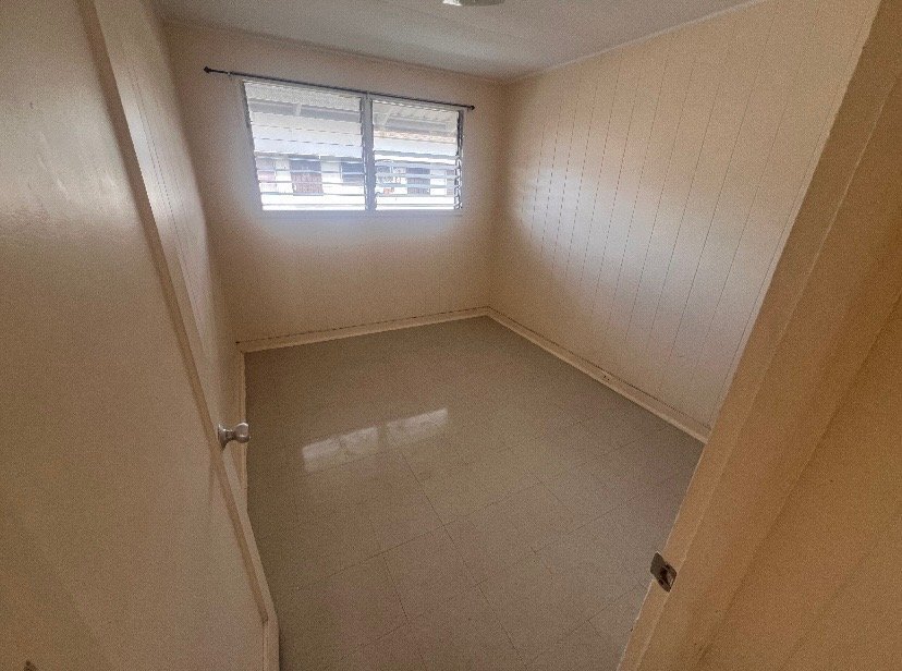 Building Photo - 94-965-965 Awanei St