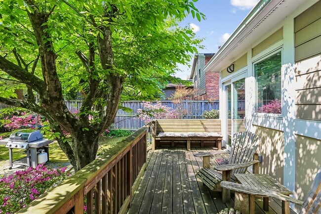 Building Photo - Amazing 5BR/3BA Home in Bethesda,MD - Ready early July!