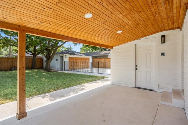 Building Photo - 6746 Braeburn Dr